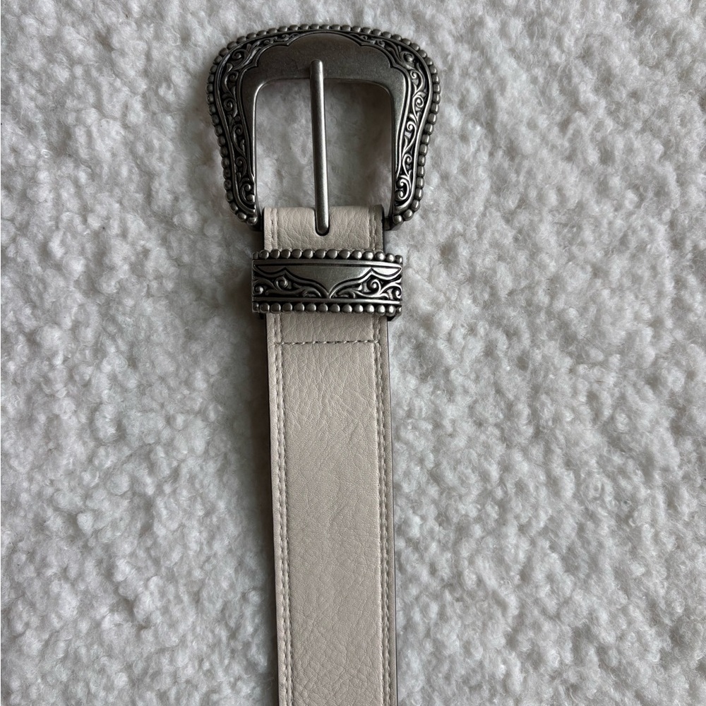 Vince Camuto Cream Leather Belt with Silver Buckle Small